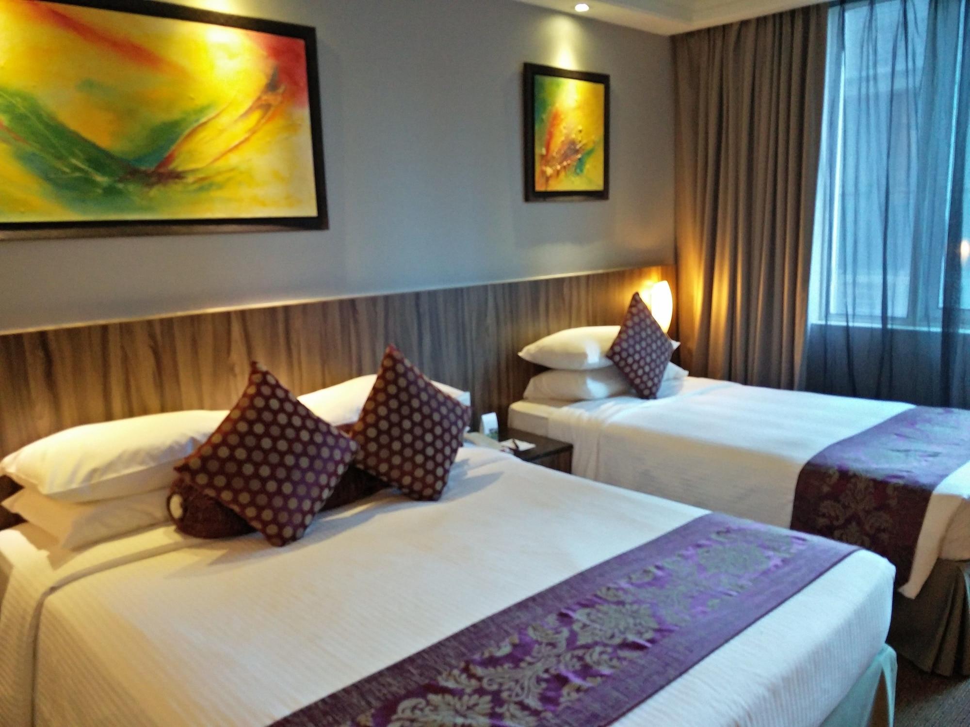 Royal Hotel